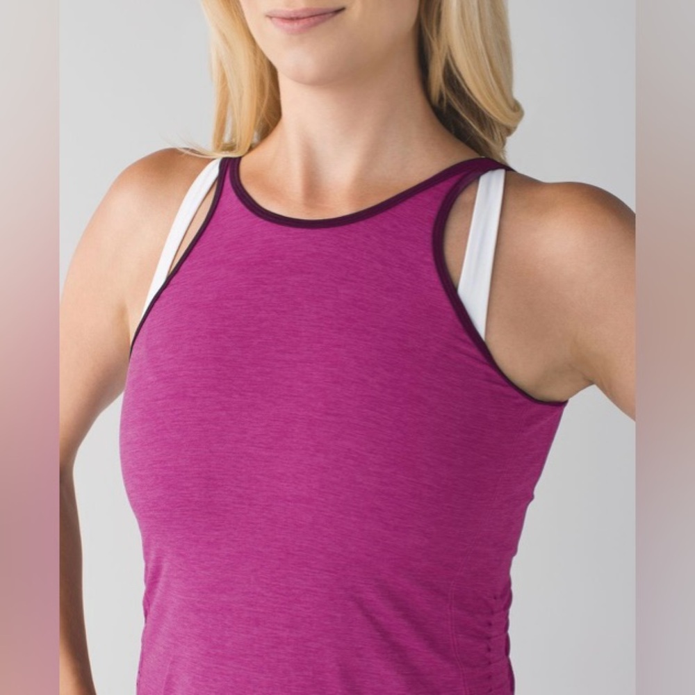 Lululemon In The Flow Tank - Picture 3 of 9